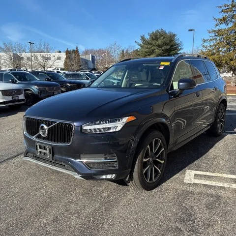 2017 Volvo XC90 Momentum AWD photo