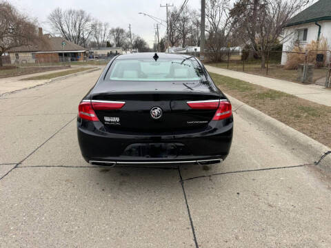 2017 Buick LaCrosse Preferred FWD photo