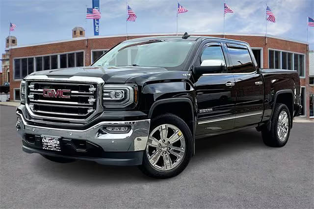 2017 GMC Sierra 1500 SLT 4WD photo