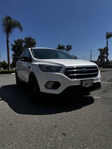 2017 Ford Escape Titanium FWD photo
