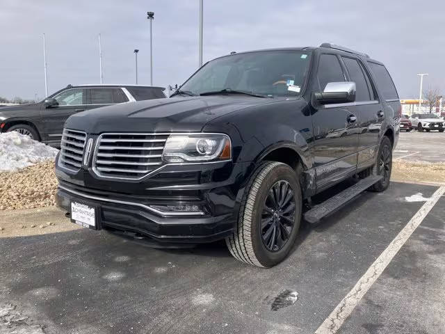2017 Lincoln Navigator Select 4WD photo