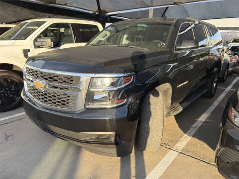 2016 Chevrolet Suburban LT RWD photo