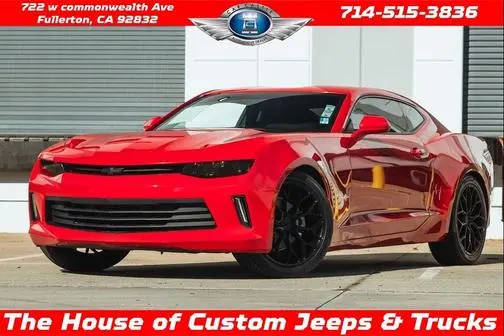 2017 Chevrolet Camaro 1LT RWD photo