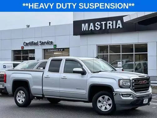 2017 GMC Sierra 1500 SLE 4WD photo