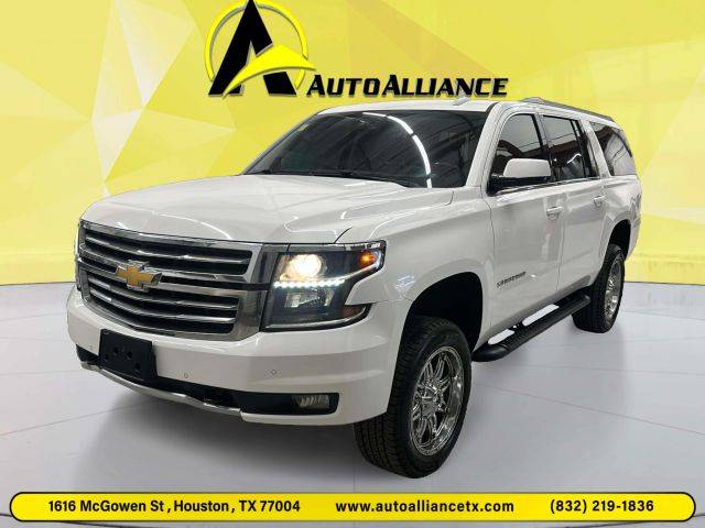 2016 Chevrolet Suburban LT 4WD photo