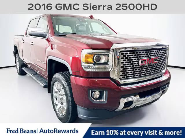 2016 GMC Sierra 2500HD Denali 4WD photo