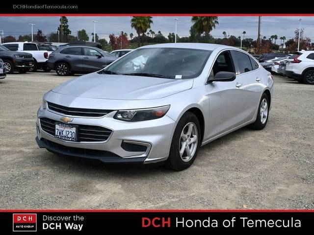2017 Chevrolet Malibu LS FWD photo