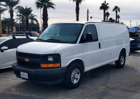 2017 Chevrolet Express Cargo  RWD photo