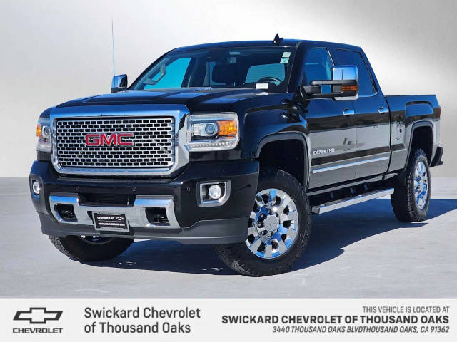 2016 GMC Sierra 2500HD Denali 4WD photo