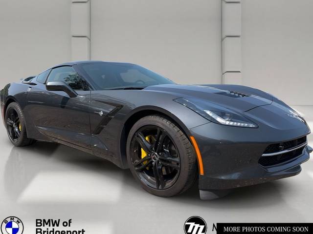 2017 Chevrolet Corvette 2LT RWD photo
