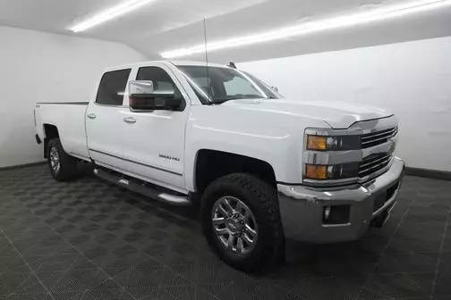 2016 Chevrolet Silverado 3500HD LTZ 4WD photo