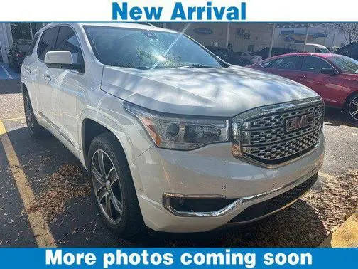 2017 GMC Acadia Denali FWD photo