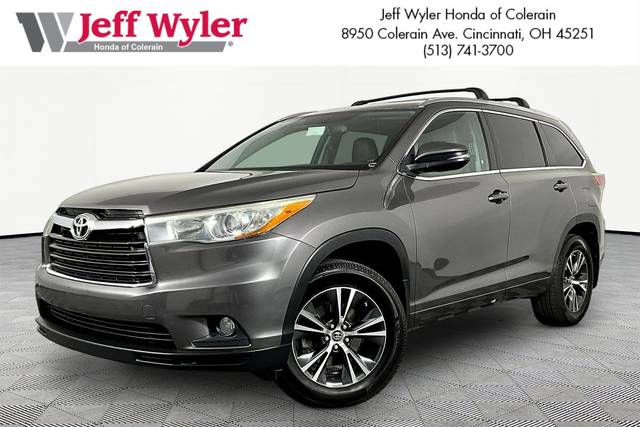 2016 Toyota Highlander XLE FWD photo