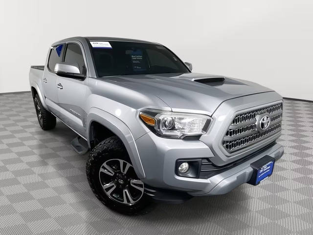 2017 Toyota Tacoma TRD Sport 4WD photo