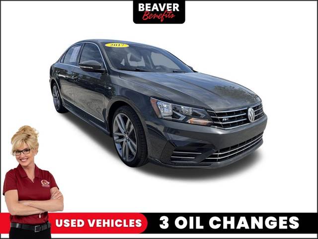 2017 Volkswagen Passat R-Line w/Comfort Pkg FWD photo