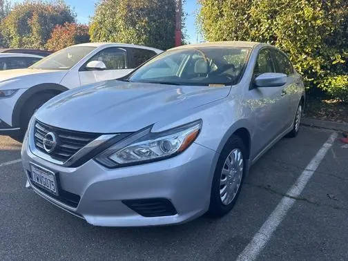 2016 Nissan Altima 2.5 S FWD photo