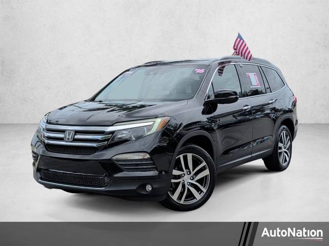 2016 Honda Pilot Touring AWD photo