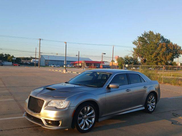 2016 Chrysler 300 Limited RWD photo