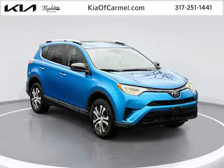 2017 Toyota RAV4 LE AWD photo