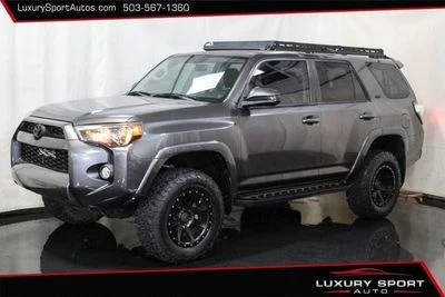 2016 Toyota 4Runner SR5 4WD photo