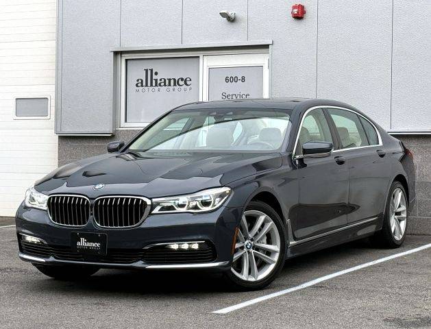 2017 BMW 7 Series 750i xDrive AWD photo