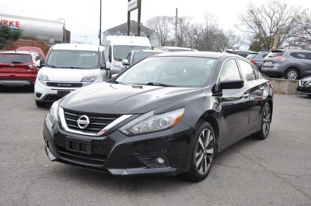 2016 Nissan Altima 2.5 SR FWD photo