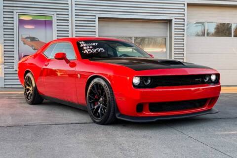 2016 Dodge Challenger SRT Hellcat RWD photo