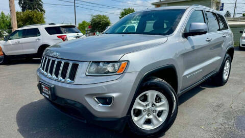 2016 Jeep Grand Cherokee Laredo 4WD photo