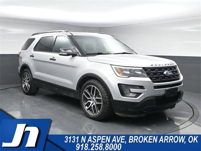 2017 Ford Explorer Sport 4WD photo