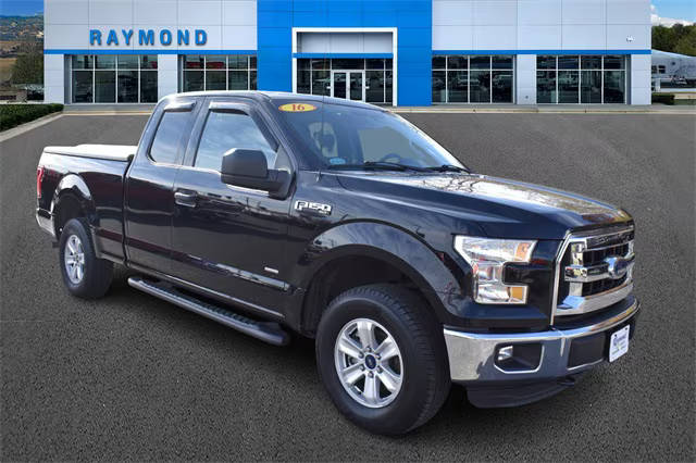 2016 Ford F-150 XLT 4WD photo