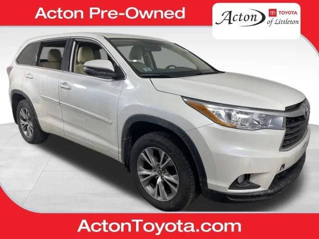 2016 Toyota Highlander LE Plus AWD photo