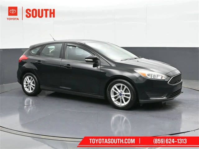 2016 Ford Focus SE FWD photo