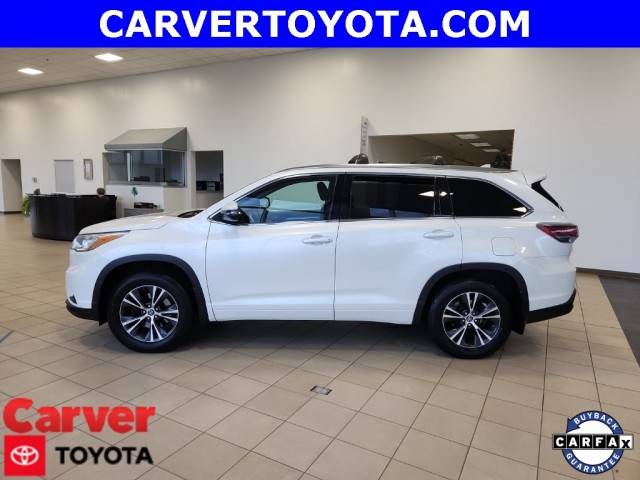 2016 Toyota Highlander XLE AWD photo