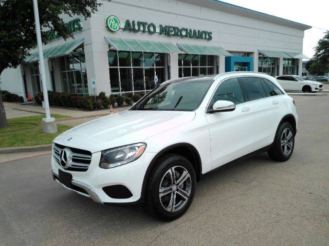 2017 Mercedes-Benz GLC-Class GLC 300 AWD photo