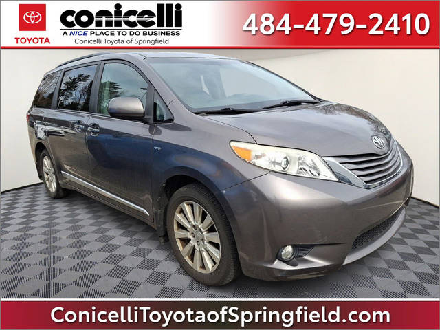 2017 Toyota Sienna XLE AWD photo