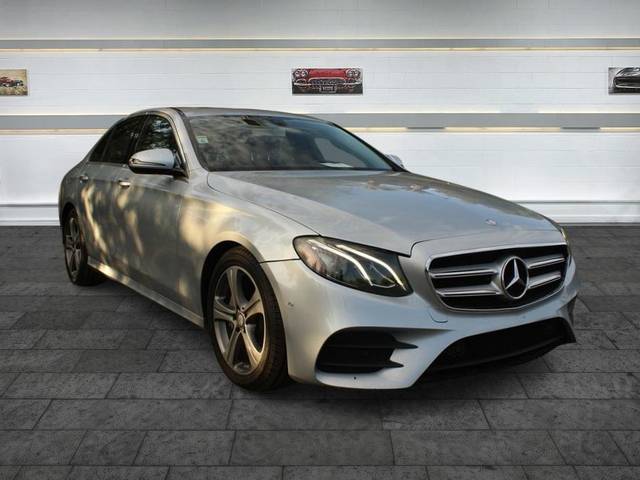 2017 Mercedes-Benz E-Class E 300 Sport RWD photo