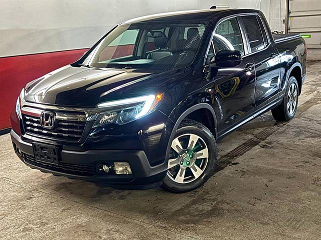 2017 Honda Ridgeline RTL-T AWD photo
