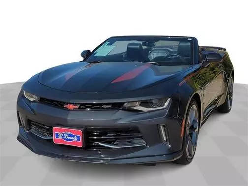 2017 Chevrolet Camaro 2LT RWD photo