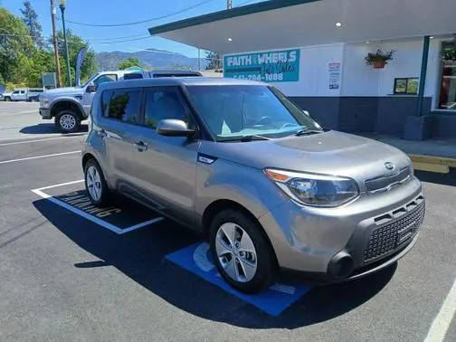 2016 Kia Soul Base FWD photo