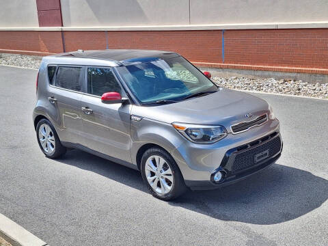 2016 Kia Soul + FWD photo