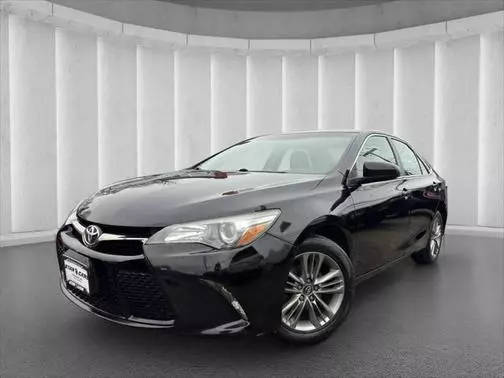 2017 Toyota Camry SE FWD photo