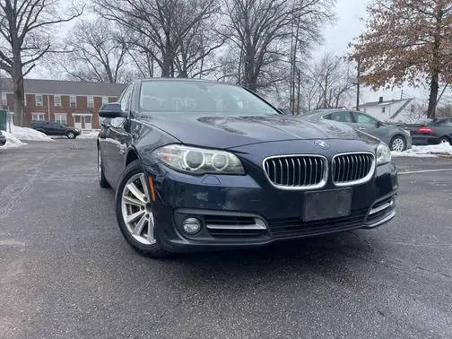 2016 BMW 5 Series 528i xDrive AWD photo