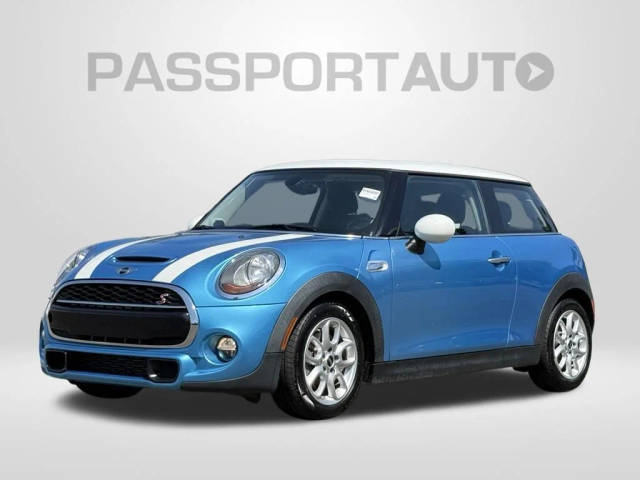 2017 MINI Hardtop 2 Door Cooper S FWD photo