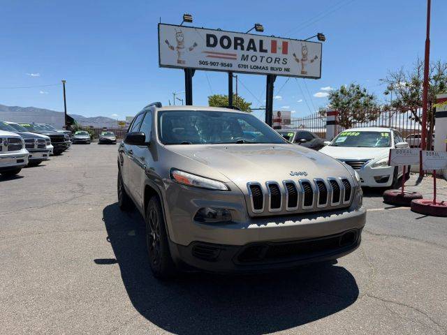 2017 Jeep Cherokee Sport 4WD photo
