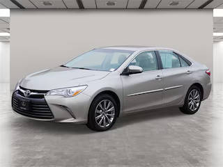 2017 Toyota Camry XLE FWD photo