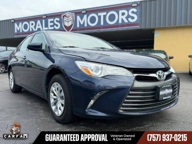2017 Toyota Camry LE FWD photo