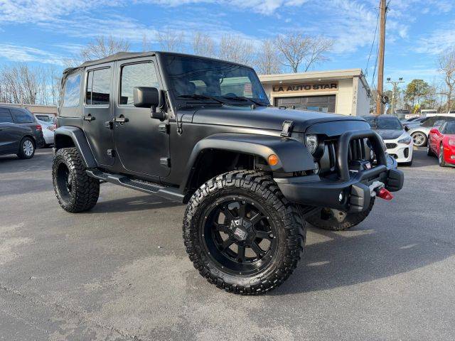 2017 Jeep Wrangler Unlimited Sahara 4WD photo