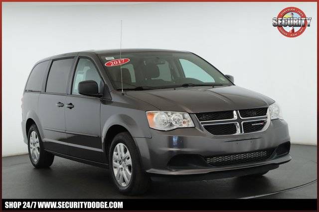 2017 Dodge Grand Caravan SE FWD photo