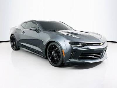 2017 Chevrolet Camaro 1LT RWD photo