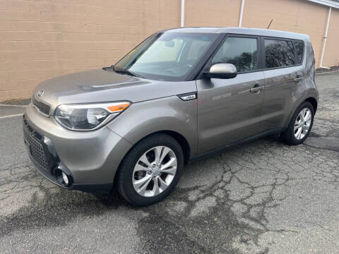2016 Kia Soul + FWD photo